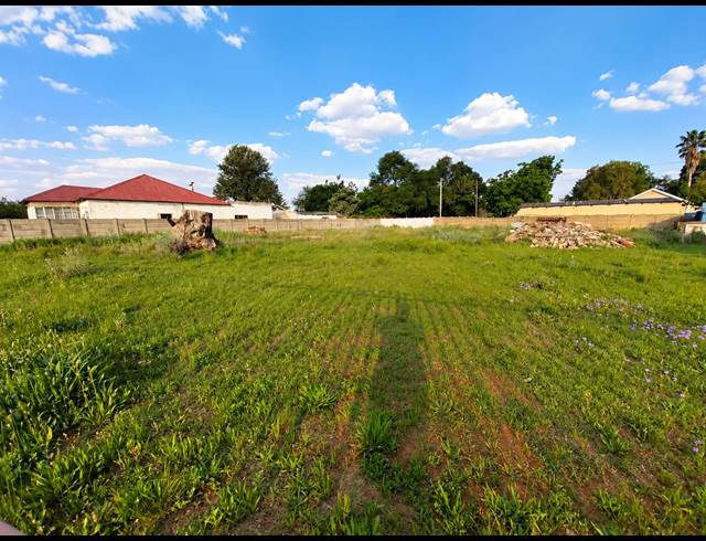 997M² VACANT LAND FOR SALE IN KOOKRUS